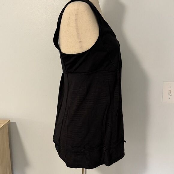 Lululemon Black Elevate Tank Top 10 Luxtreme Excellent DrawString Waist - Picture 8 of 12